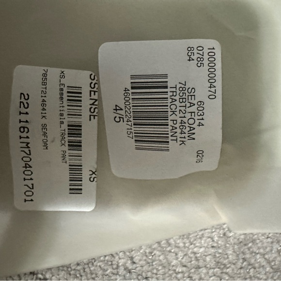 Fear of God Essentials XS 4/5
SEA FOAM
785BT214641K
TRACK PANT - Picture 4 of 4